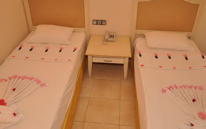 Club Dena Apartments