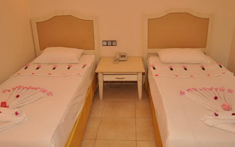 Club Dena Apartments