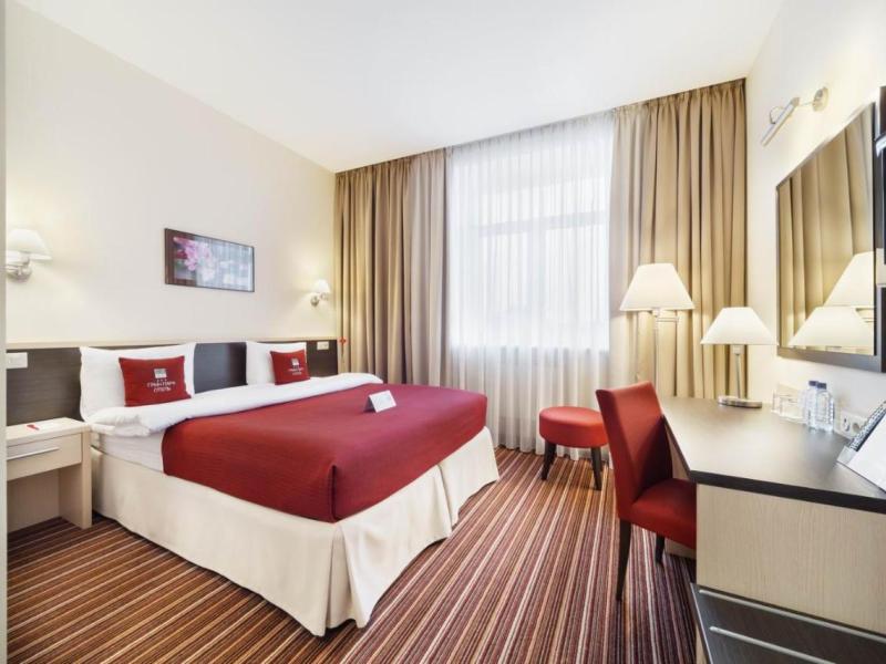 Грин Парк Отель