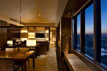 Отель Conrad Tokyo Япония, Токио, фото 19