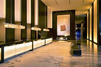 Отель Conrad Tokyo Япония, Токио, фото 2