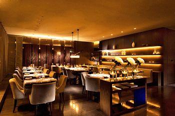 Отель Conrad Tokyo Япония, Токио, фото 9