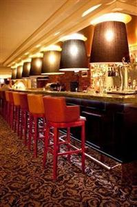 Benefit Plaza Congress Hotel