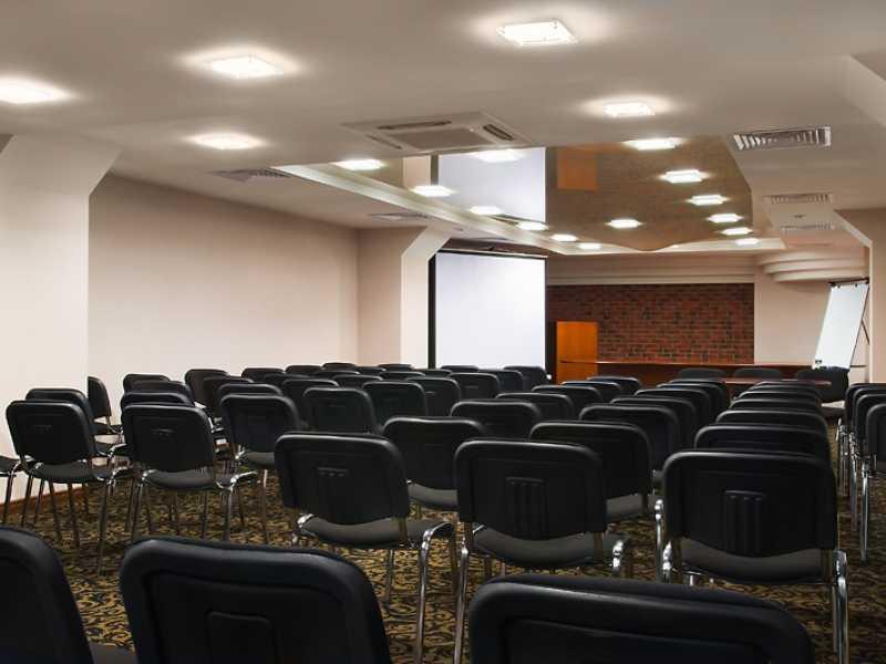 Benefit Plaza Congress Hotel