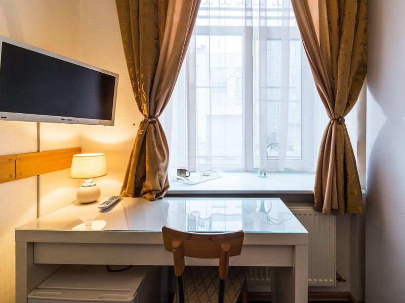 Премьера у Мариинского Театра (ул. Союза Печатников)