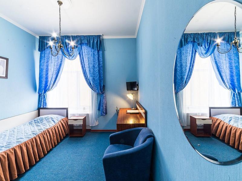 Премьера у Мариинского Театра (ул. Союза Печатников)