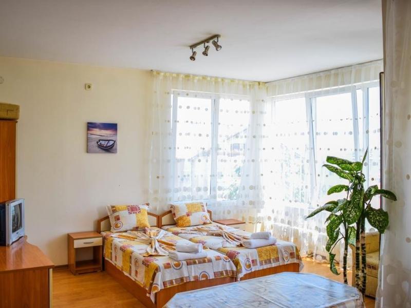 Villa Eos