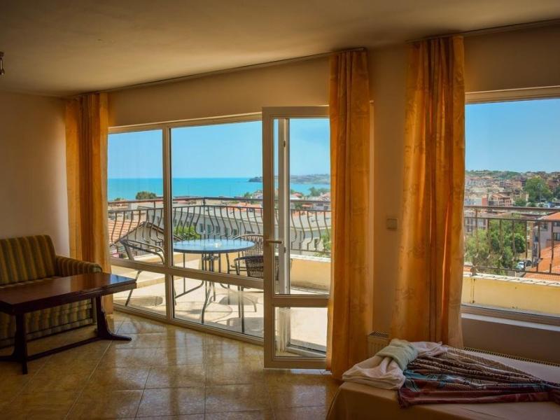 Villa Eos