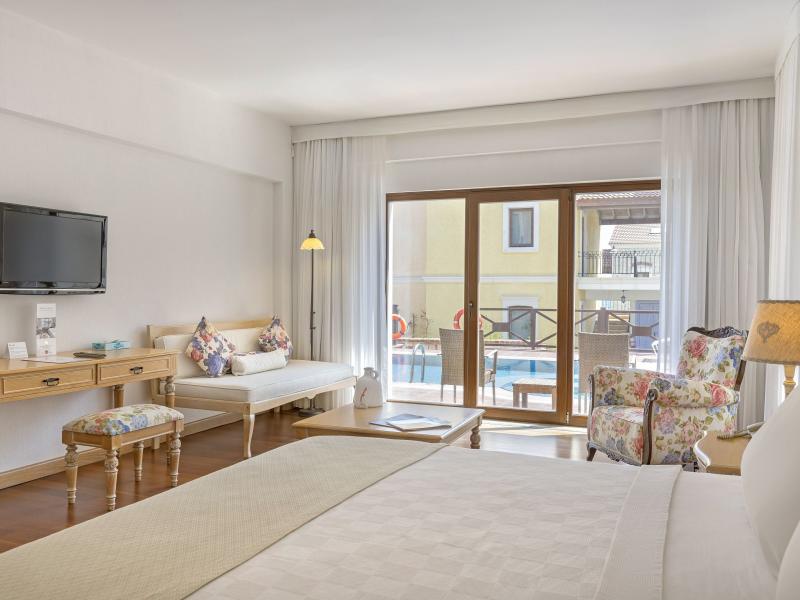 Cocos The Club Solto