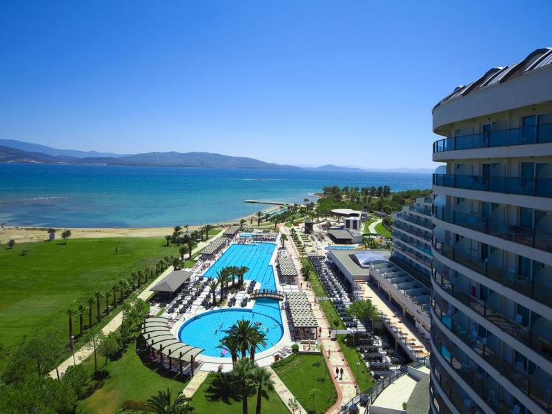 Venosa Beach Resort & Spa