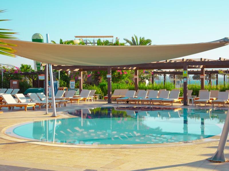 Venosa Beach Resort & Spa