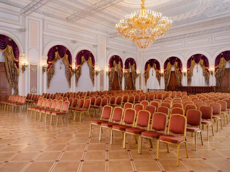 Taleon Imperial Hotel