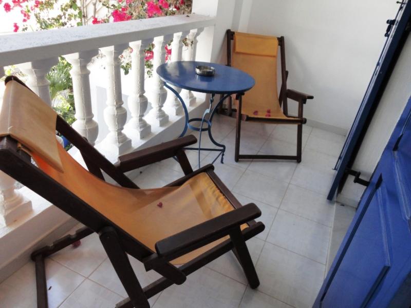 Black Sandy Beach Hotel