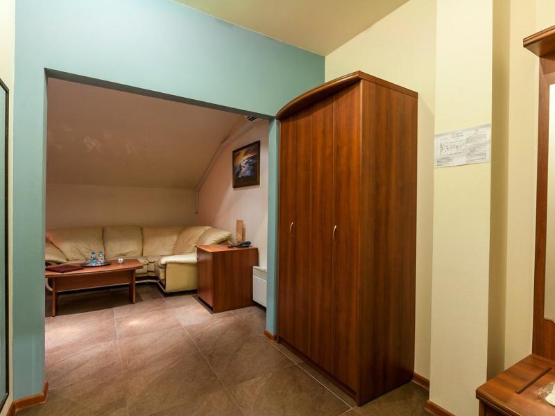 Cron Hotel