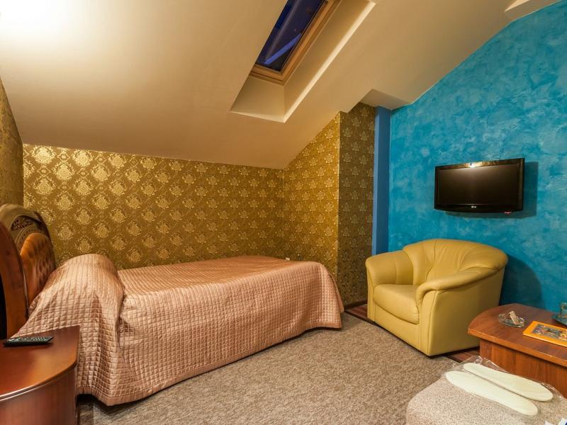 Cron Hotel