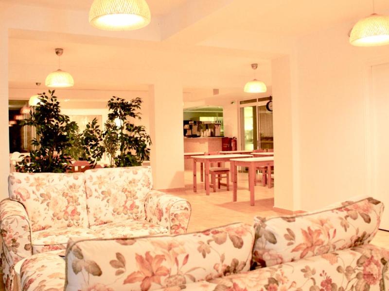 Nicolas Grand Suites