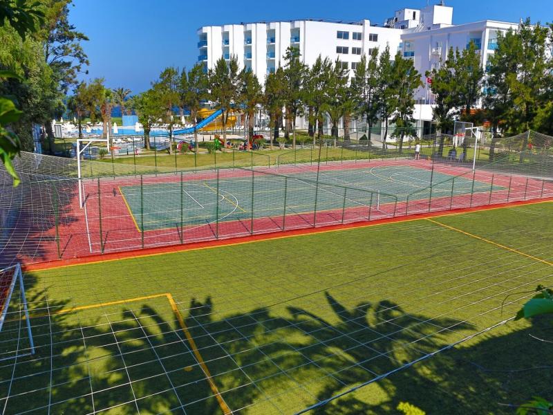 Le Bleu Hotel & Resort