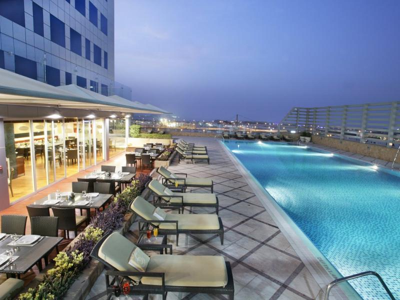 La Suite Dubai Hotel & Apartments