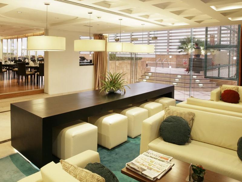 La Suite Dubai Hotel & Apartments