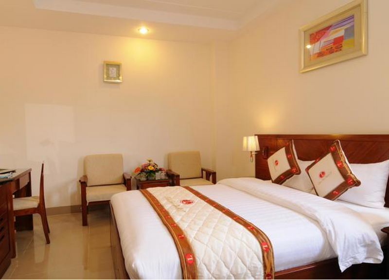 Lan Lan Hotel 1