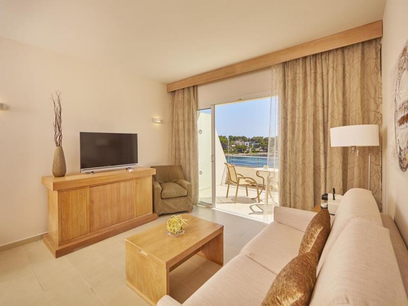 Blau Privilege Porto Petro Beach Resort & Spa