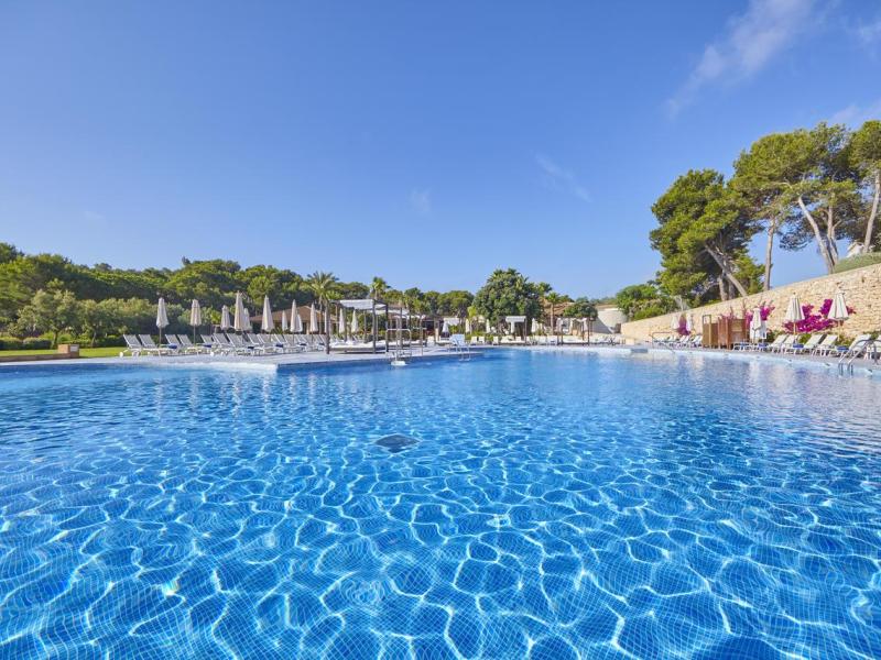 Blau Privilege Porto Petro Beach Resort & Spa