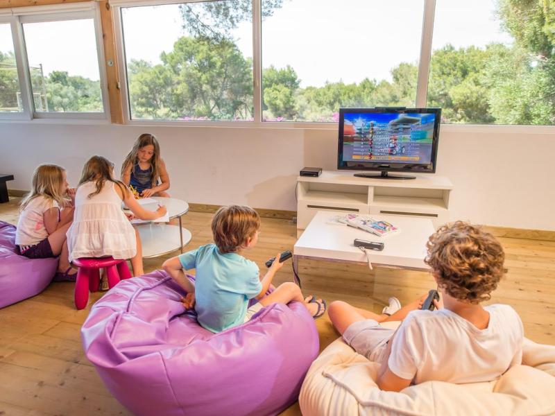 Blau Privilege Porto Petro Beach Resort & Spa