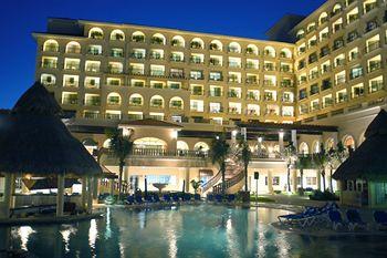 Gr Solaris Cancun