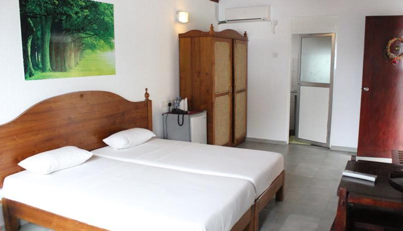 Roy Villa Beach Hotel