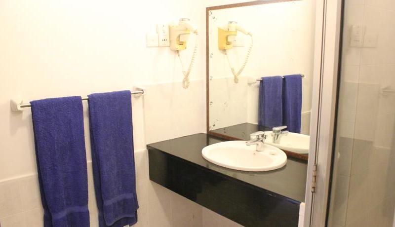 Roy Villa Beach Hotel