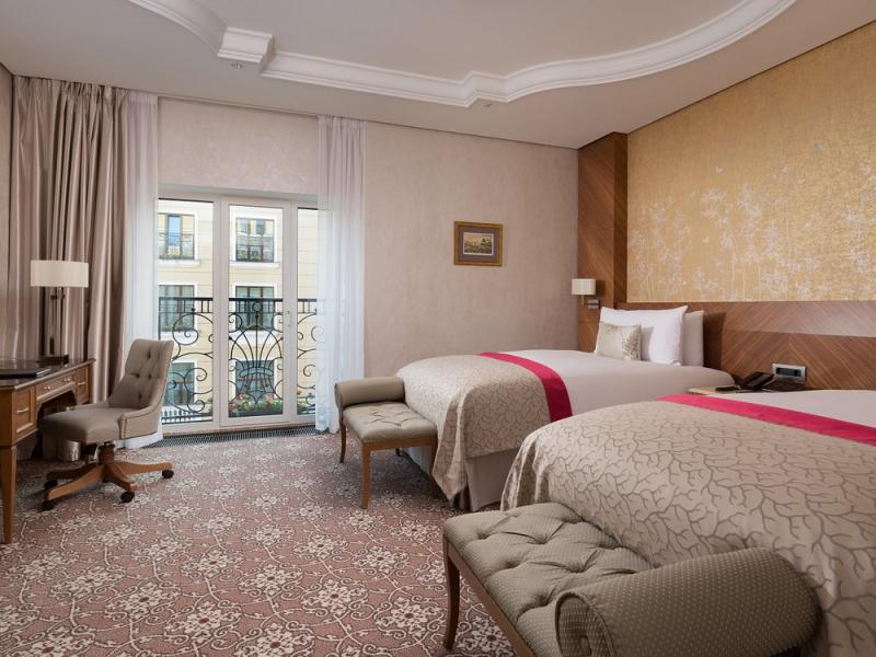 Lotte Hotel St. Petersburg