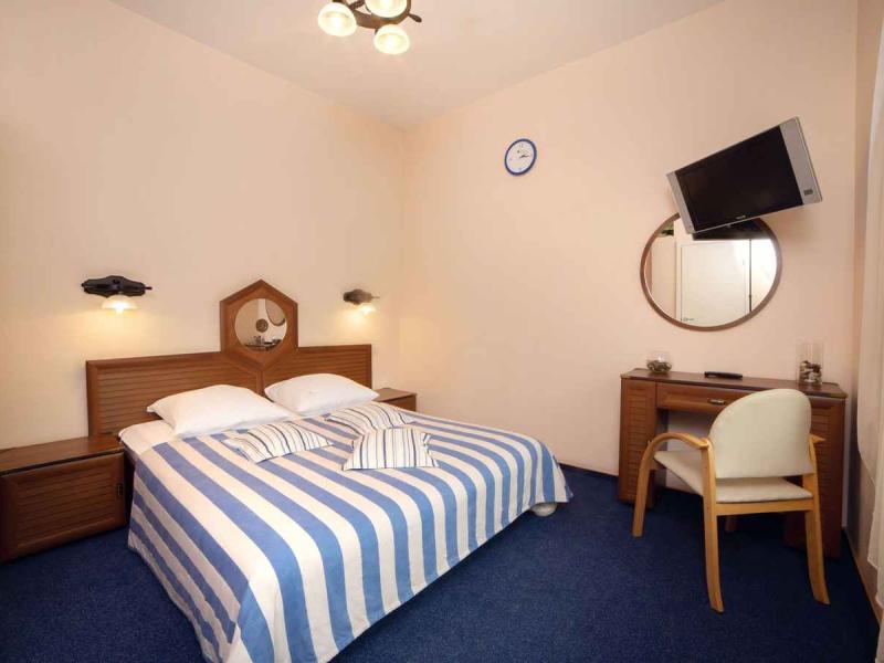 Максима Заря