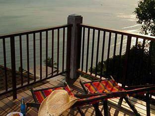 Blue Hill Beach Resort