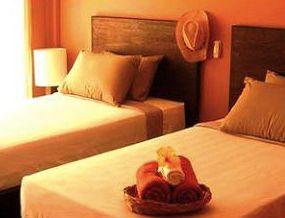 Blue Hill Beach Resort