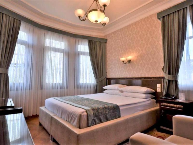 Blue House Hotel