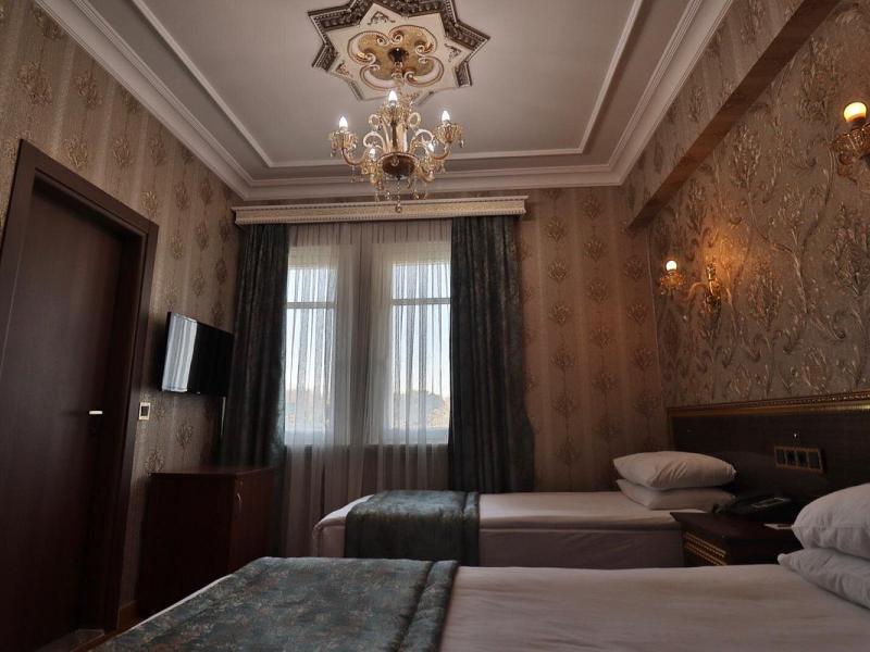 Blue House Hotel