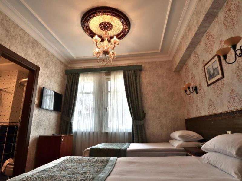 Blue House Hotel