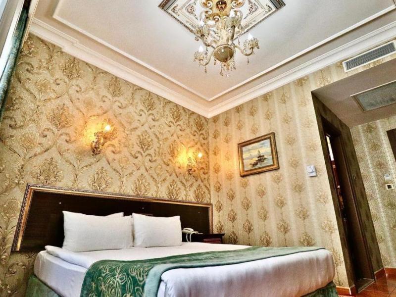 Blue House Hotel