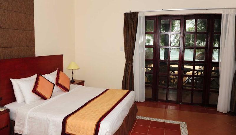 L`Azure Resort and Spa