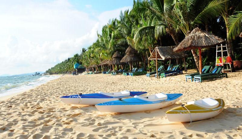 L`Azure Resort and Spa