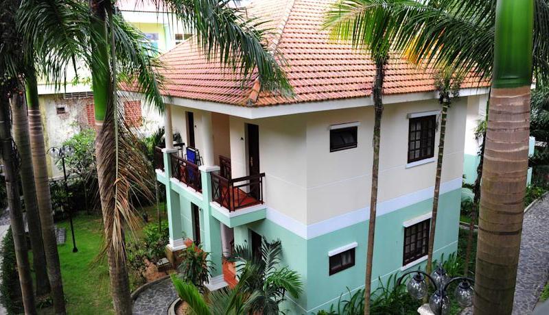 L`Azure Resort and Spa