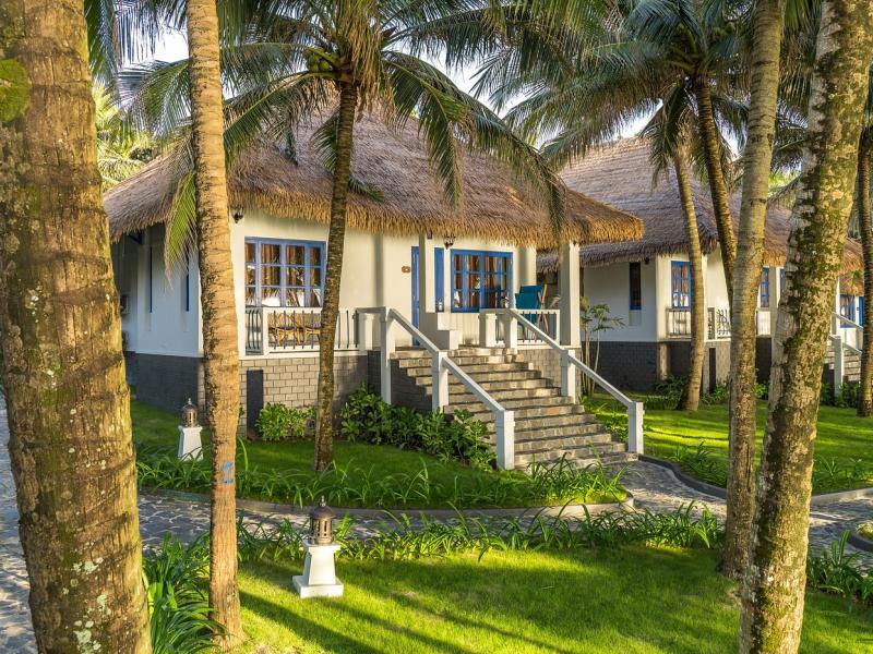 L`Azure Resort and Spa