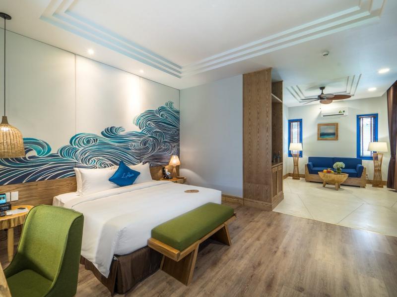 L`Azure Resort and Spa