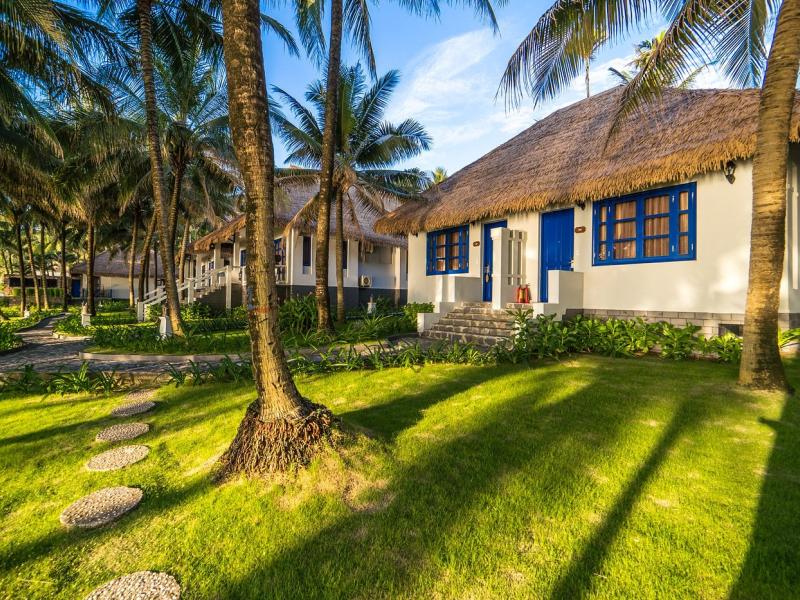 L`Azure Resort and Spa