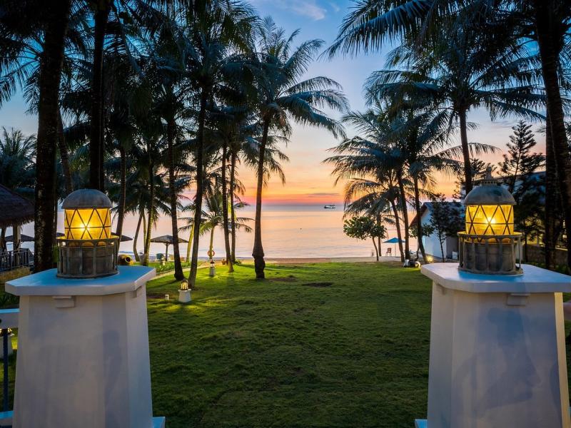 L`Azure Resort and Spa