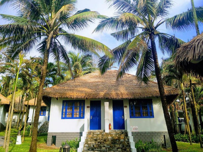 L`Azure Resort and Spa