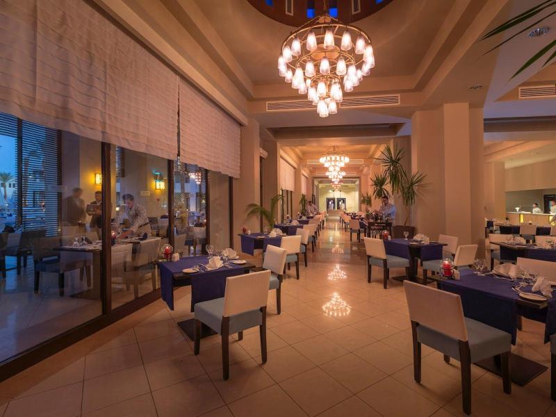 SENTIDO Reef Oasis Senses Resort