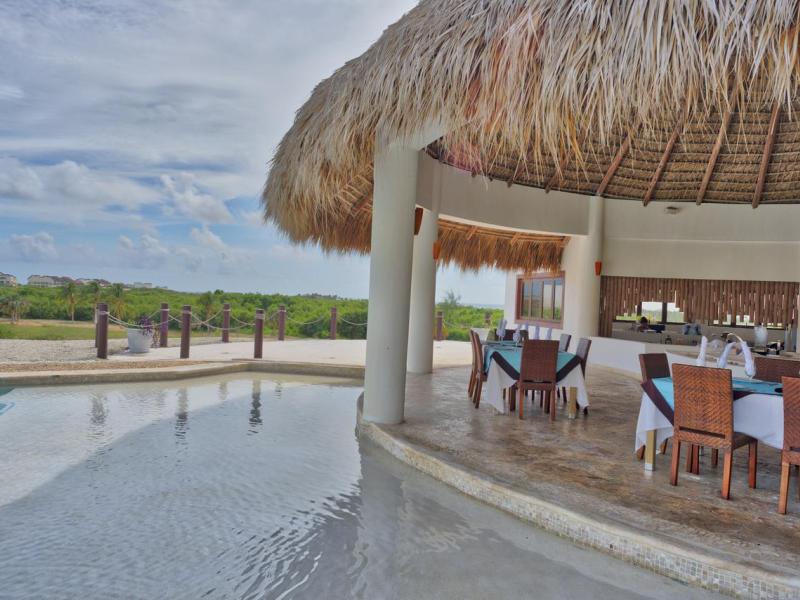 Xeliter Golden Bear Lodge & Golf