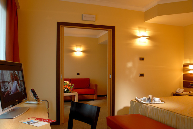 Golden Tulip Bellambriana