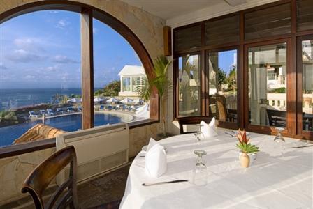 Blue Point Bay Villas & Spa